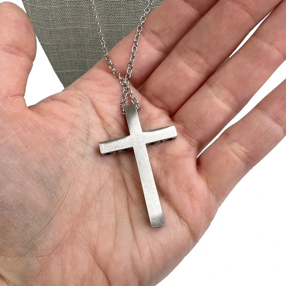 New FaithHeart Black & Silver Latin Cross Cable Chain Necklace
